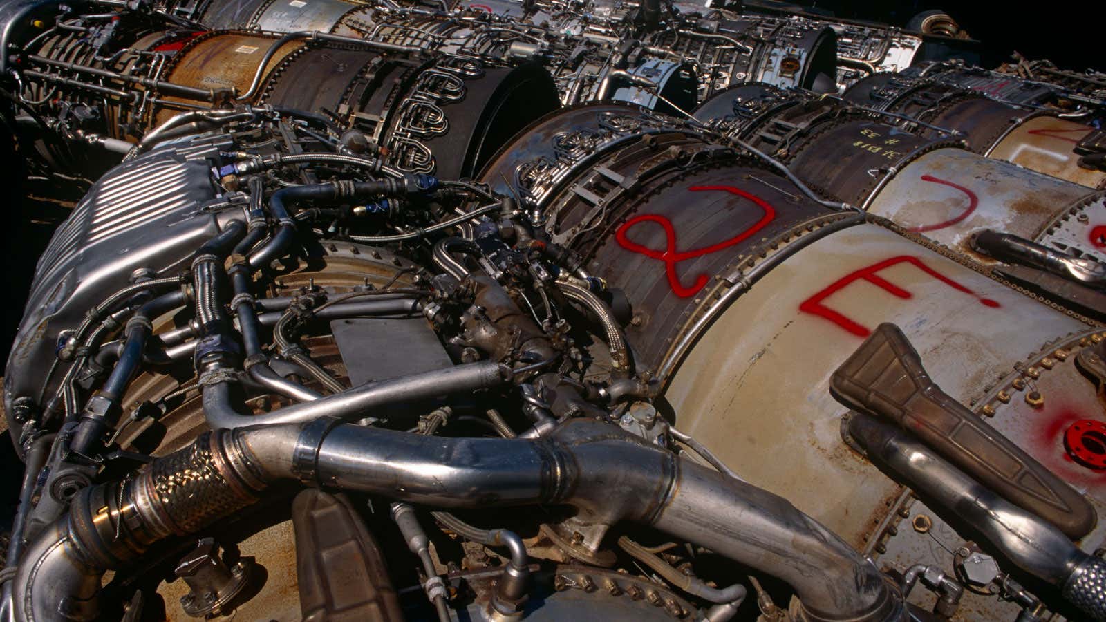 Uçak jet motorlarının bir fotoğrafı. 
